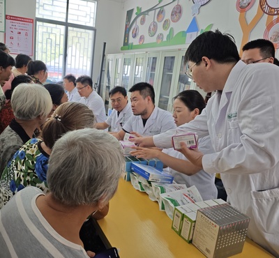 崇陽縣高枧鄉(xiāng) 醫(yī)療服務(wù)“零距離”，守護(hù)健康“不停步”