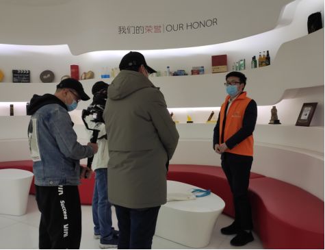 黨建引領聚合力 戰疫先鋒顯擔當——上海市委組織部黨建服務中心專題拍攝凱納咨詢健康服務紀實